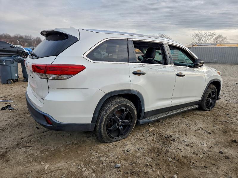 2019 Toyota Highlander se