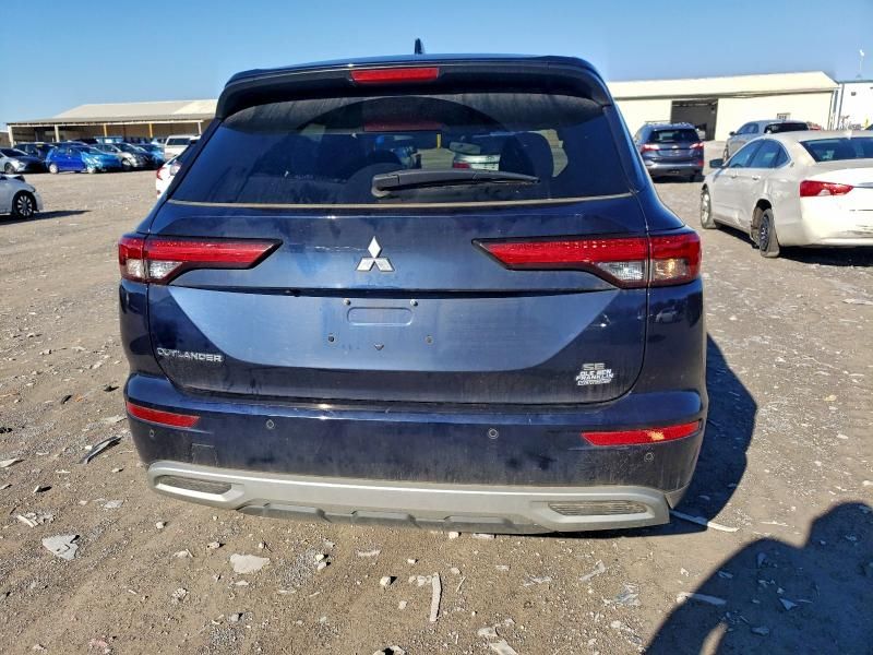 2023 Mitsubishi Outlander se