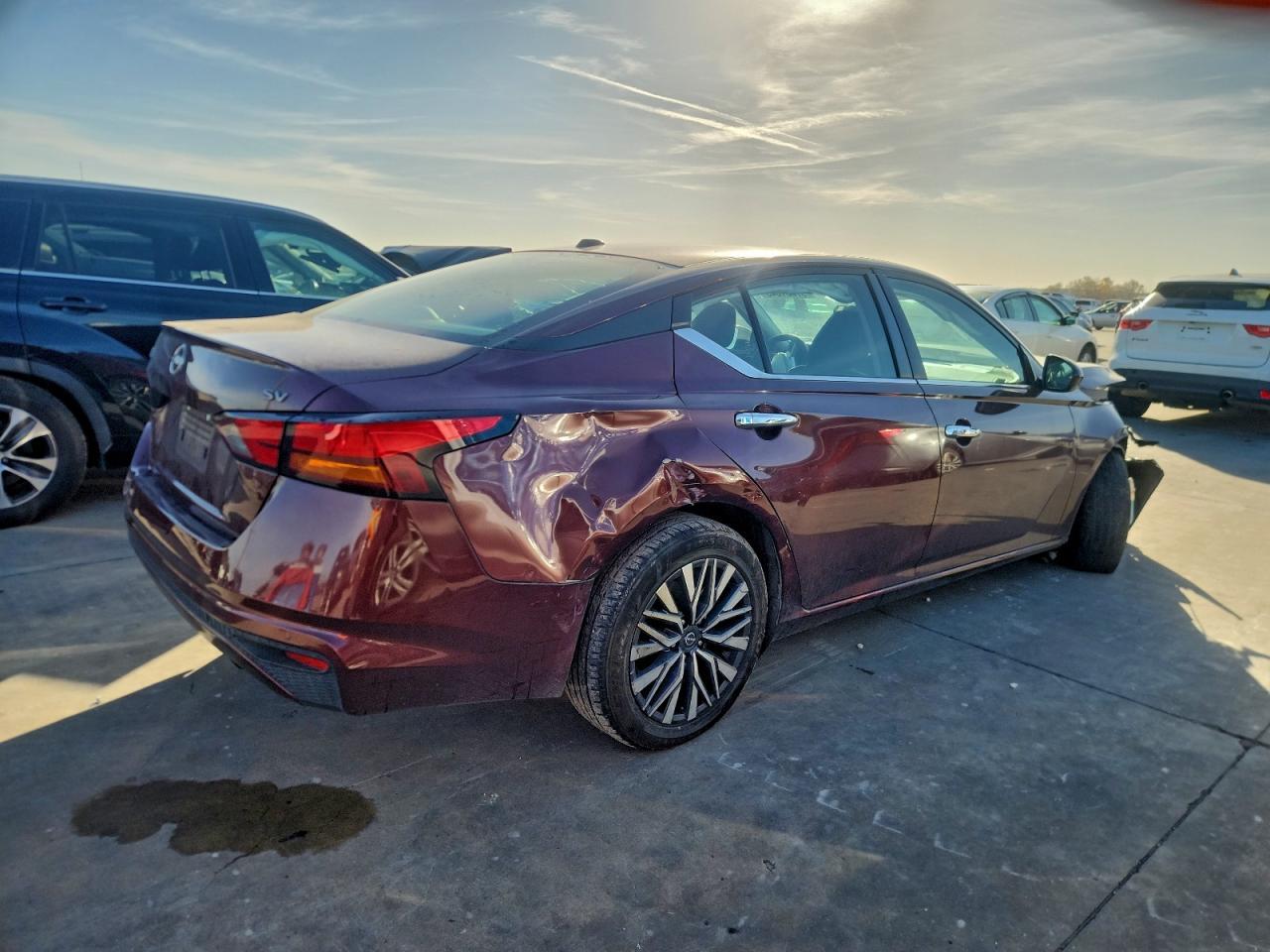 2023 Niss Altima 2.5 sv