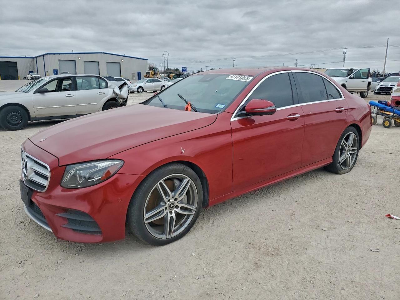 2019 Mercedes-Benz E 300