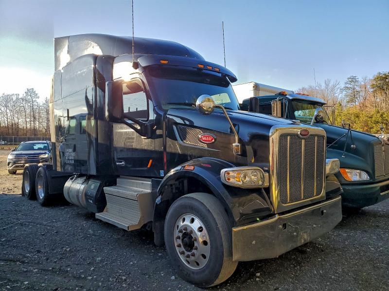 2019 Peterbilt 567 Semi Truck