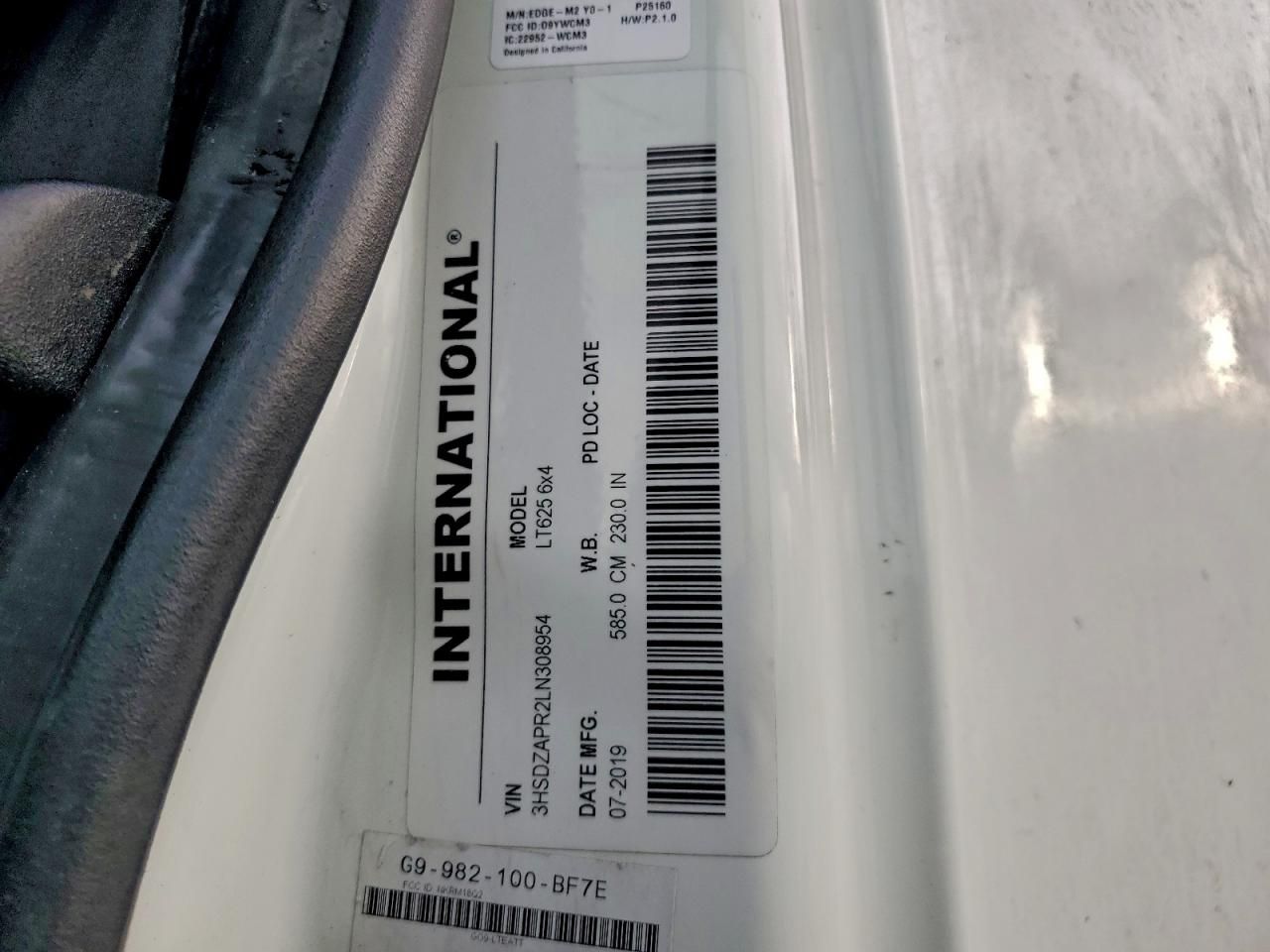 2020 International LT625