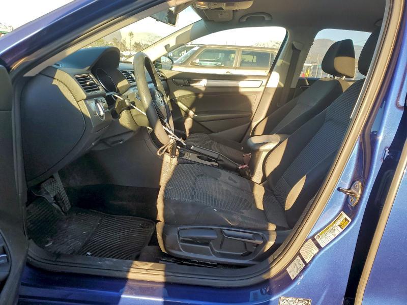2016 Volkswagen Passat s