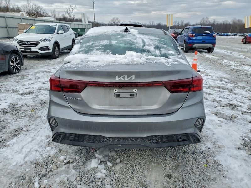 2023 KIA Forte lx