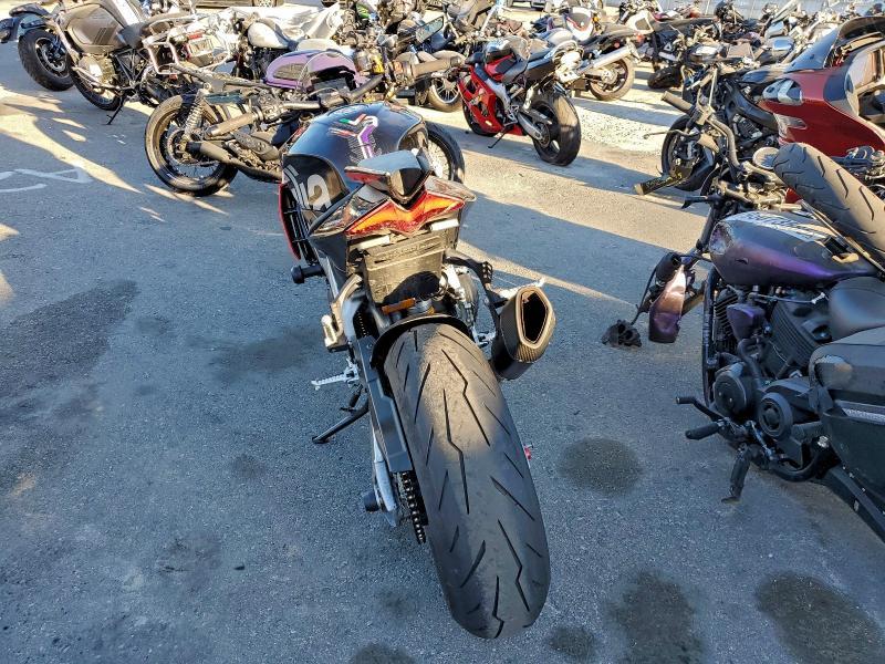 2023 Aprilia Tuono V4 1100 Factory