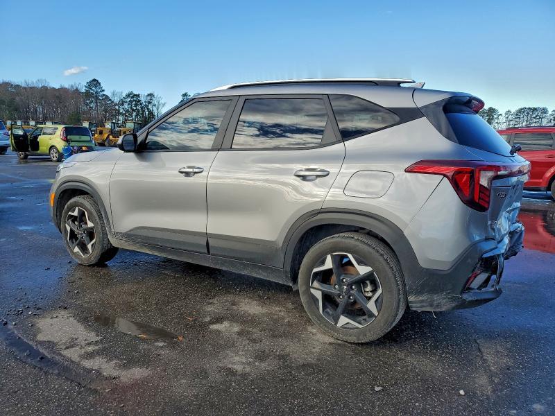 2025 KIA Seltos s