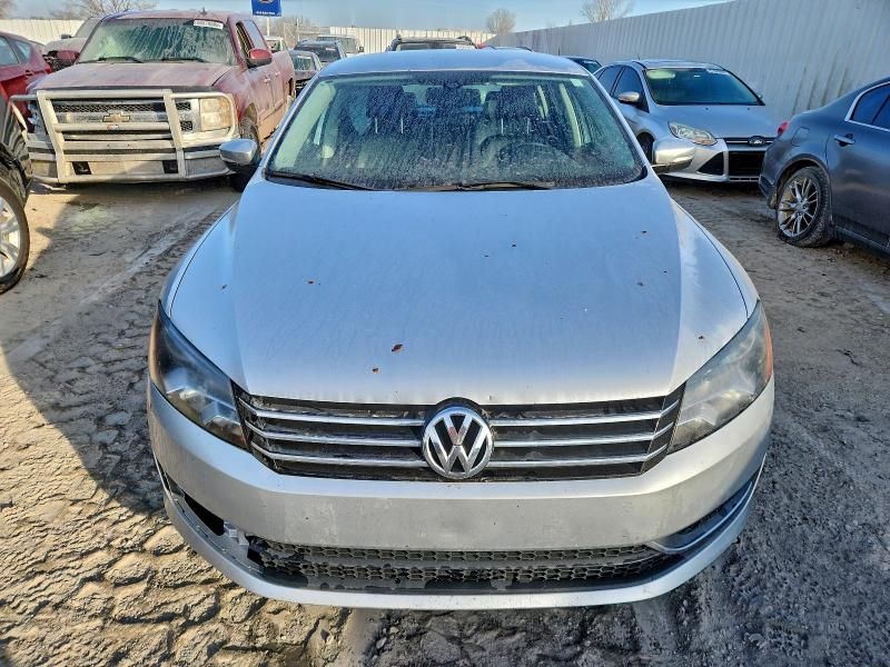 2014 Volkswagen Passat s