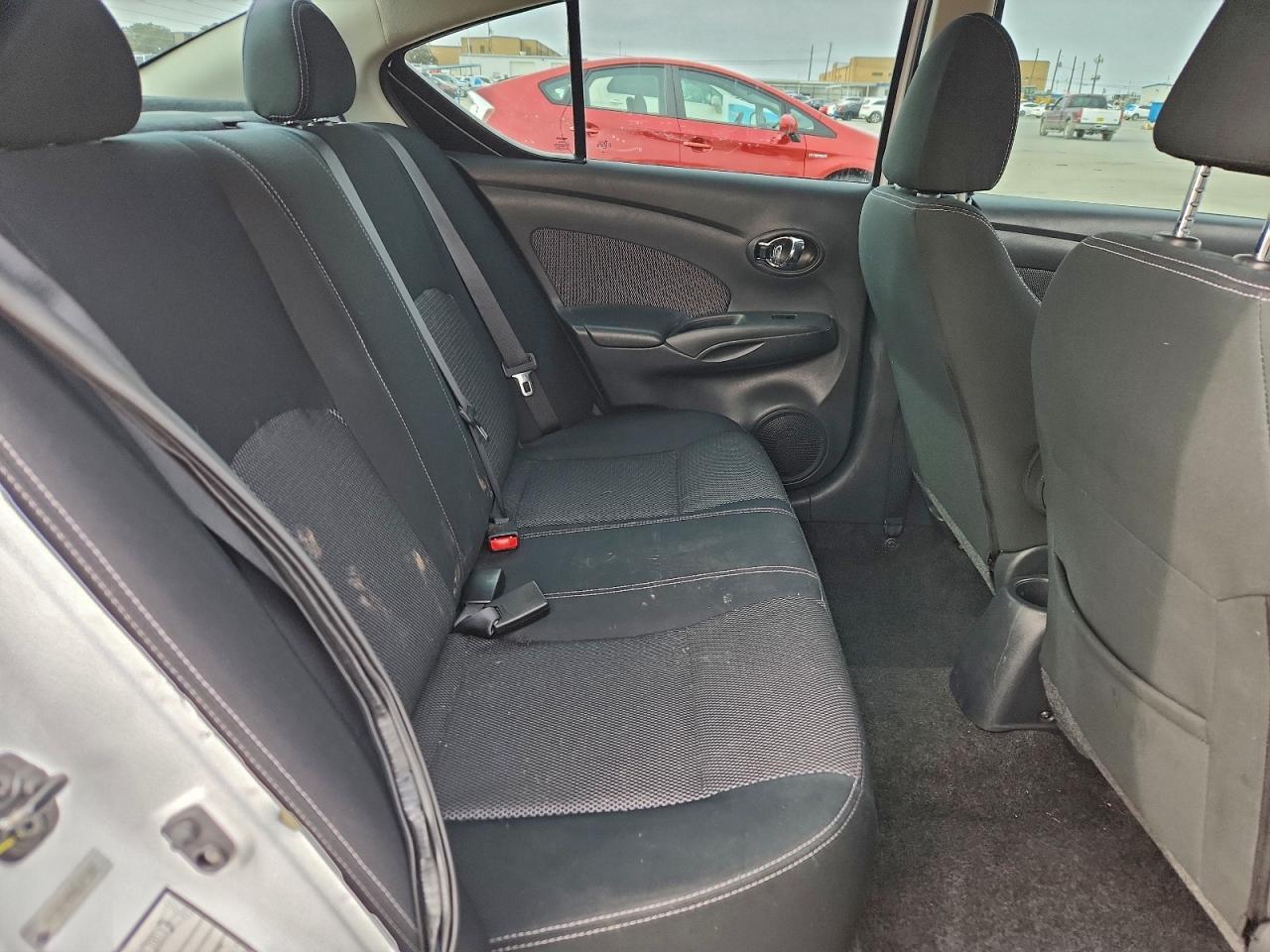 2016 Nissan Versa s