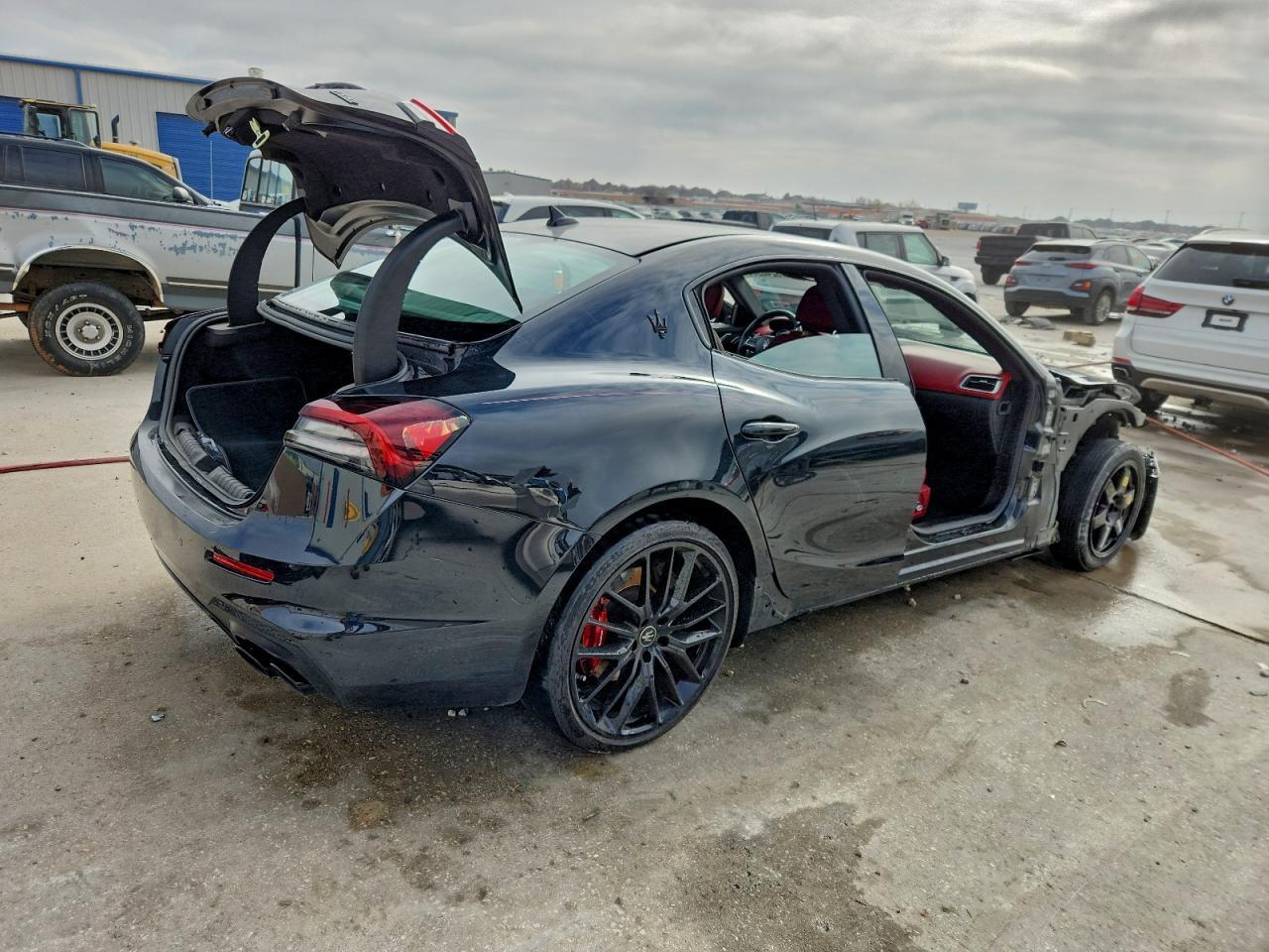 2022 Maserati Ghibli Modena