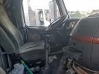 2006 Volvo VNL Semi Truck