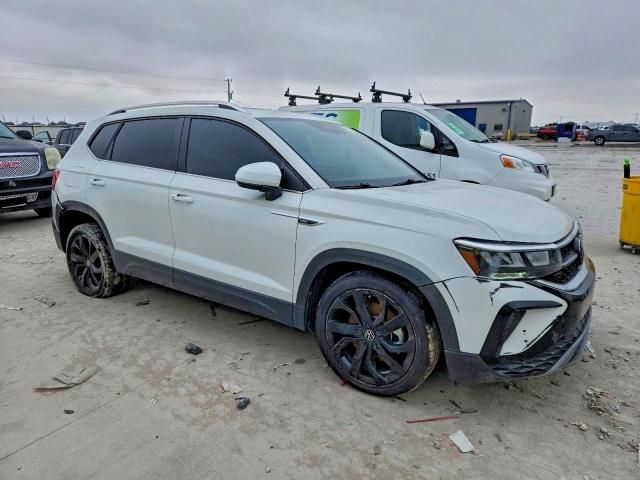 2023 Volkswagen Taos se