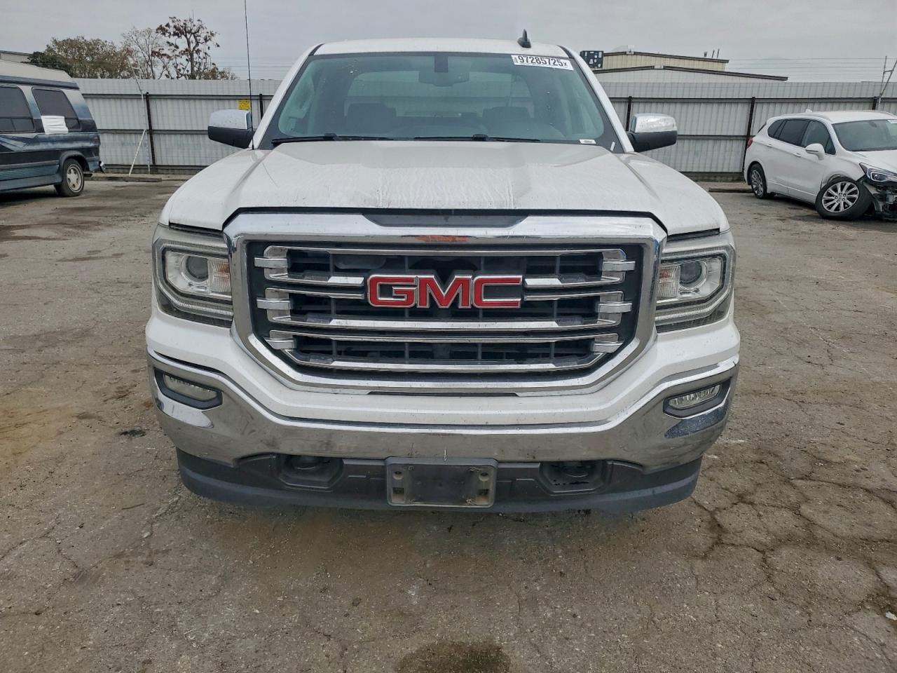 2017 GMC Sierra K1500 slt