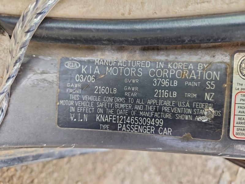 2006 KIA Spectra lx