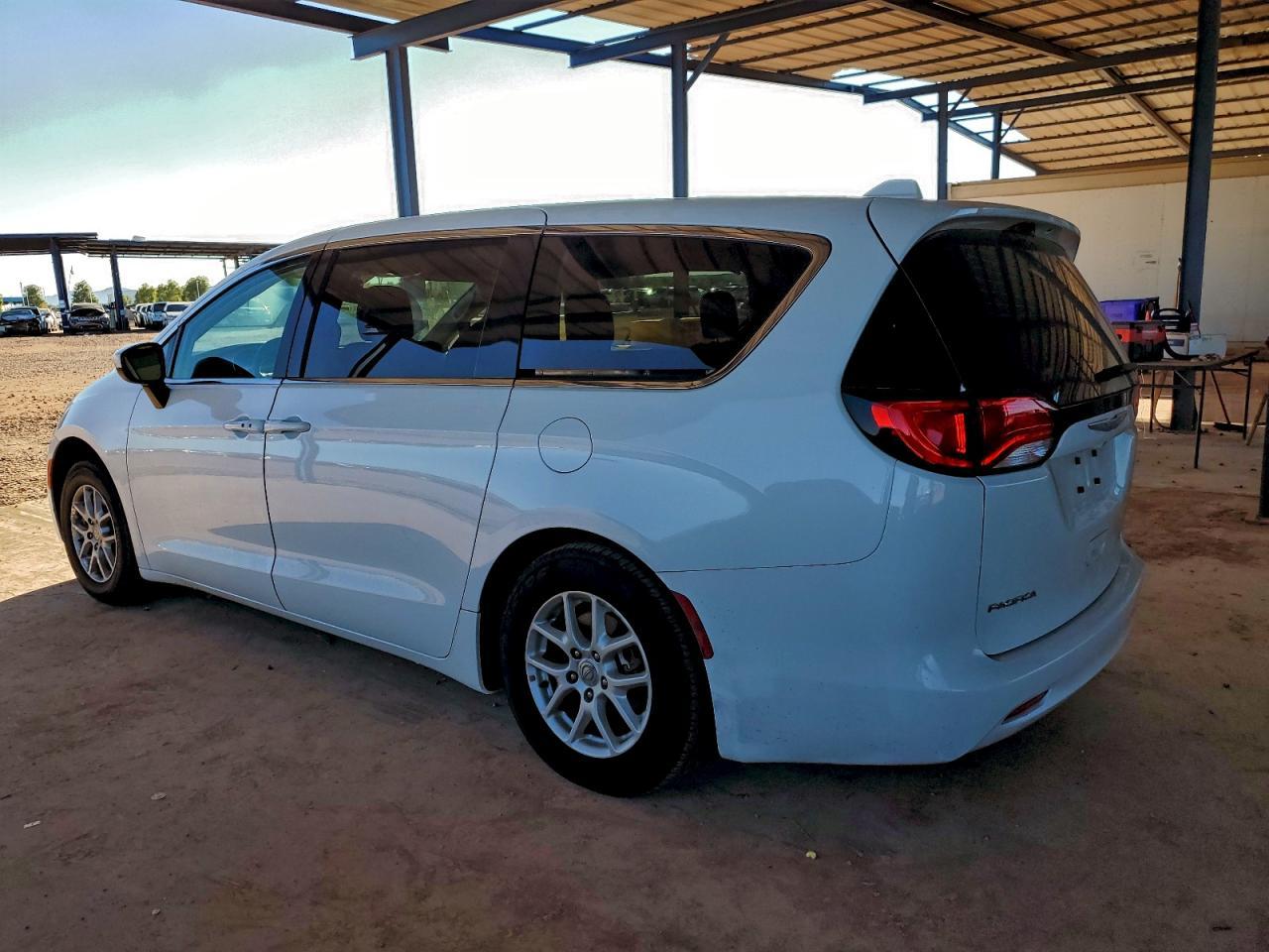 2017 Chrysler Pacifica lx