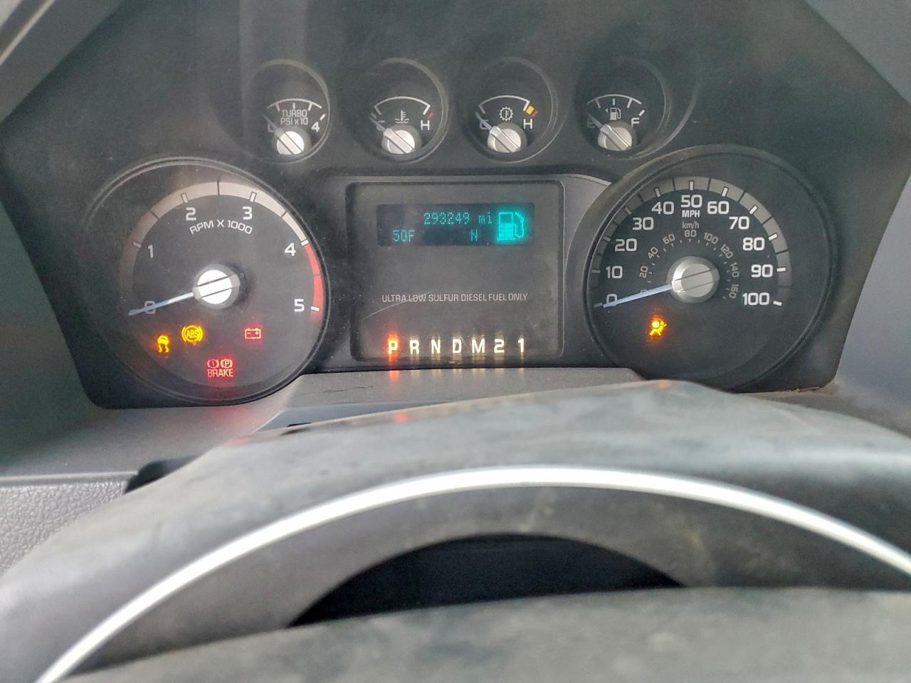 2013 Ford F350 Super Duty Truck Cab AND Chassis