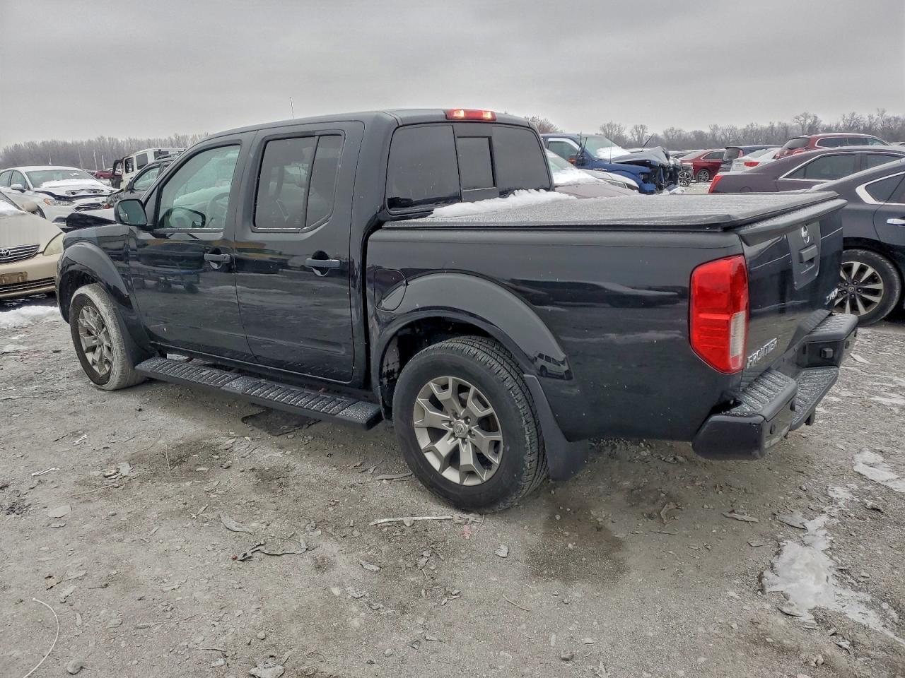 2021 Nissan Frontier s