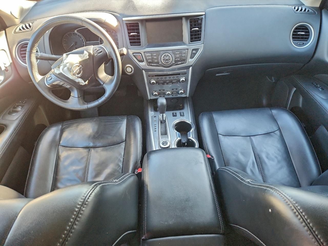 2017 Nissan Pathfinder s