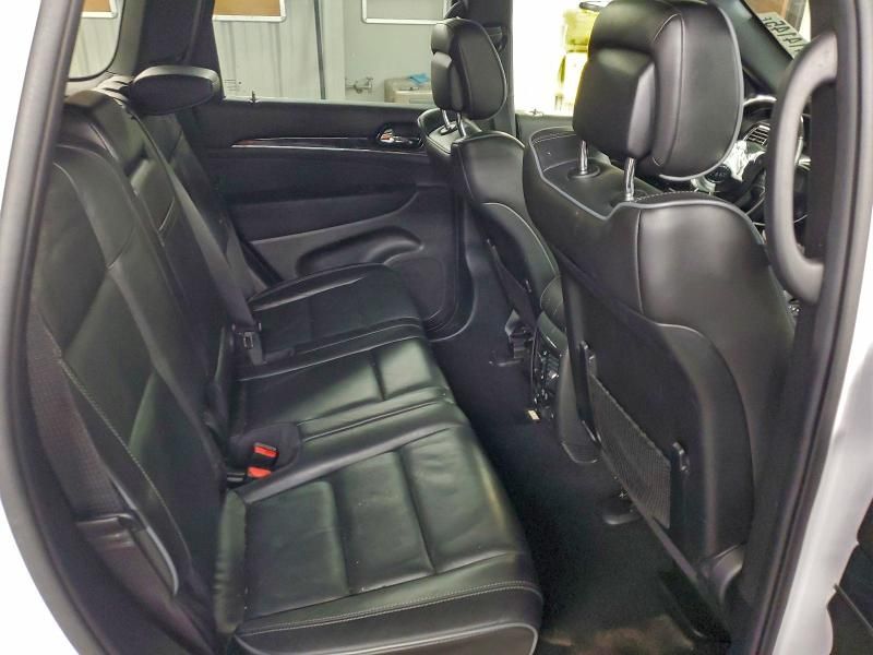 2020 Jeep Grand Cherokee Overland