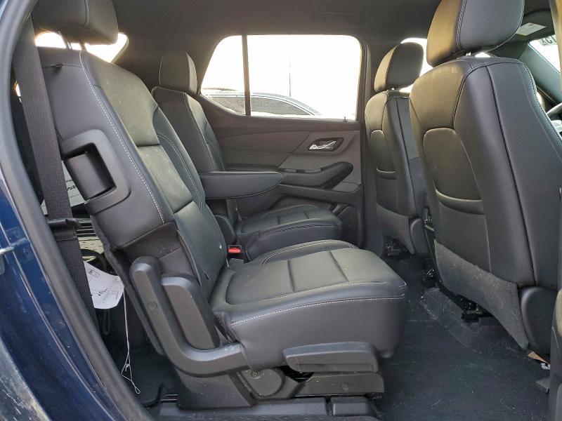 2023 Chevrolet Traverse lt