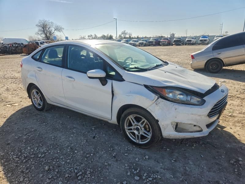2017 Ford Fiesta se