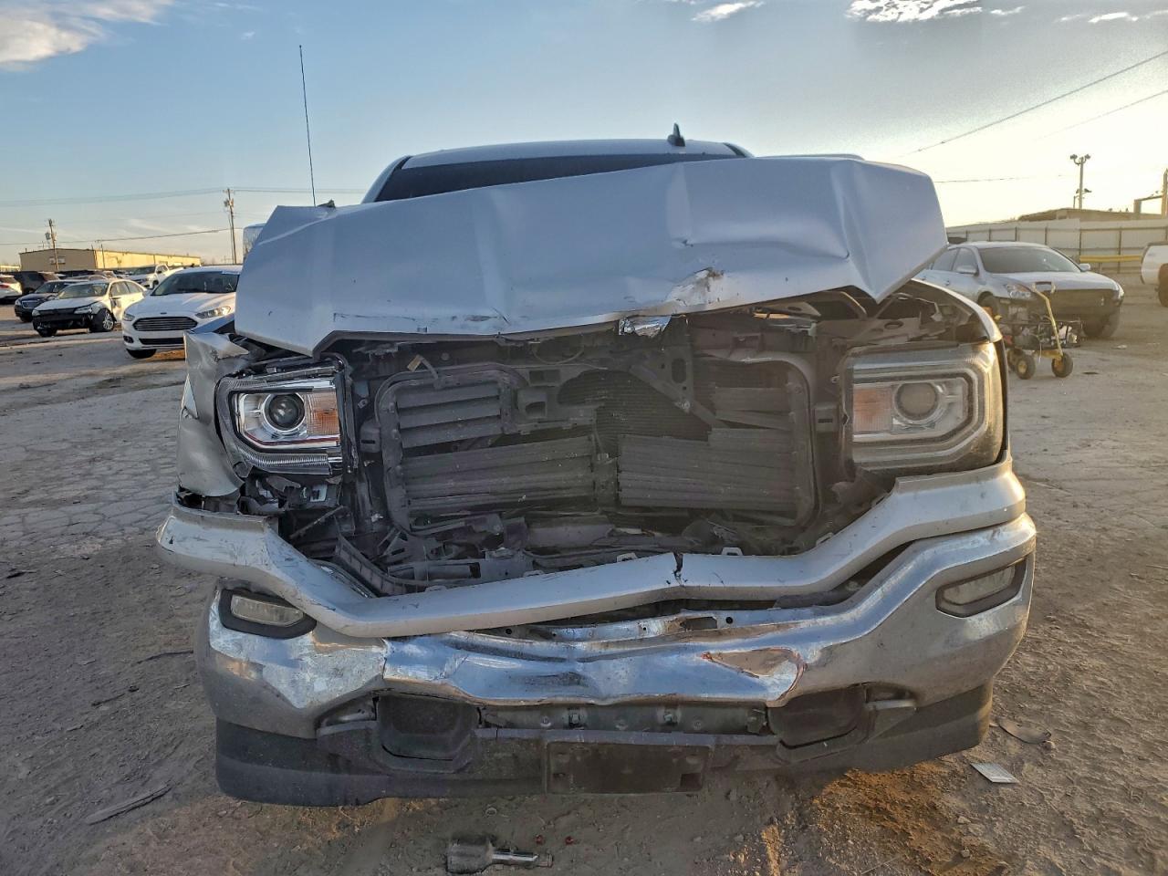 2017 GMC Sierra C1500 slt