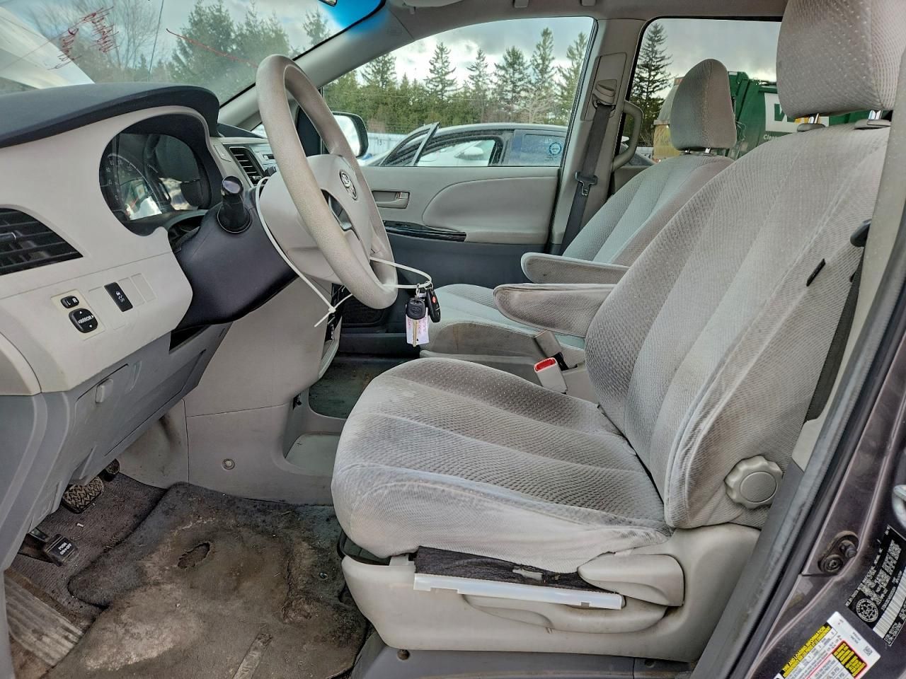 2011 Toyota Sienna Base