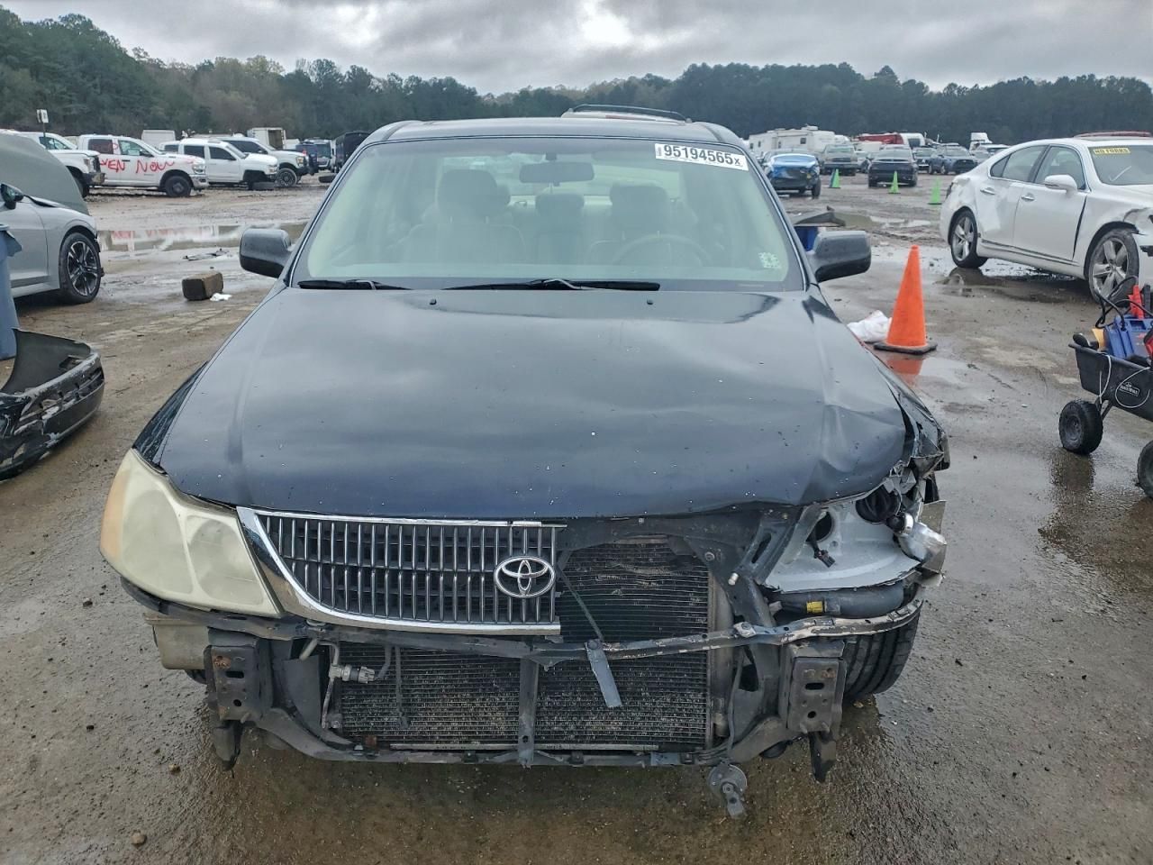 2000 Toyota Avalon xl