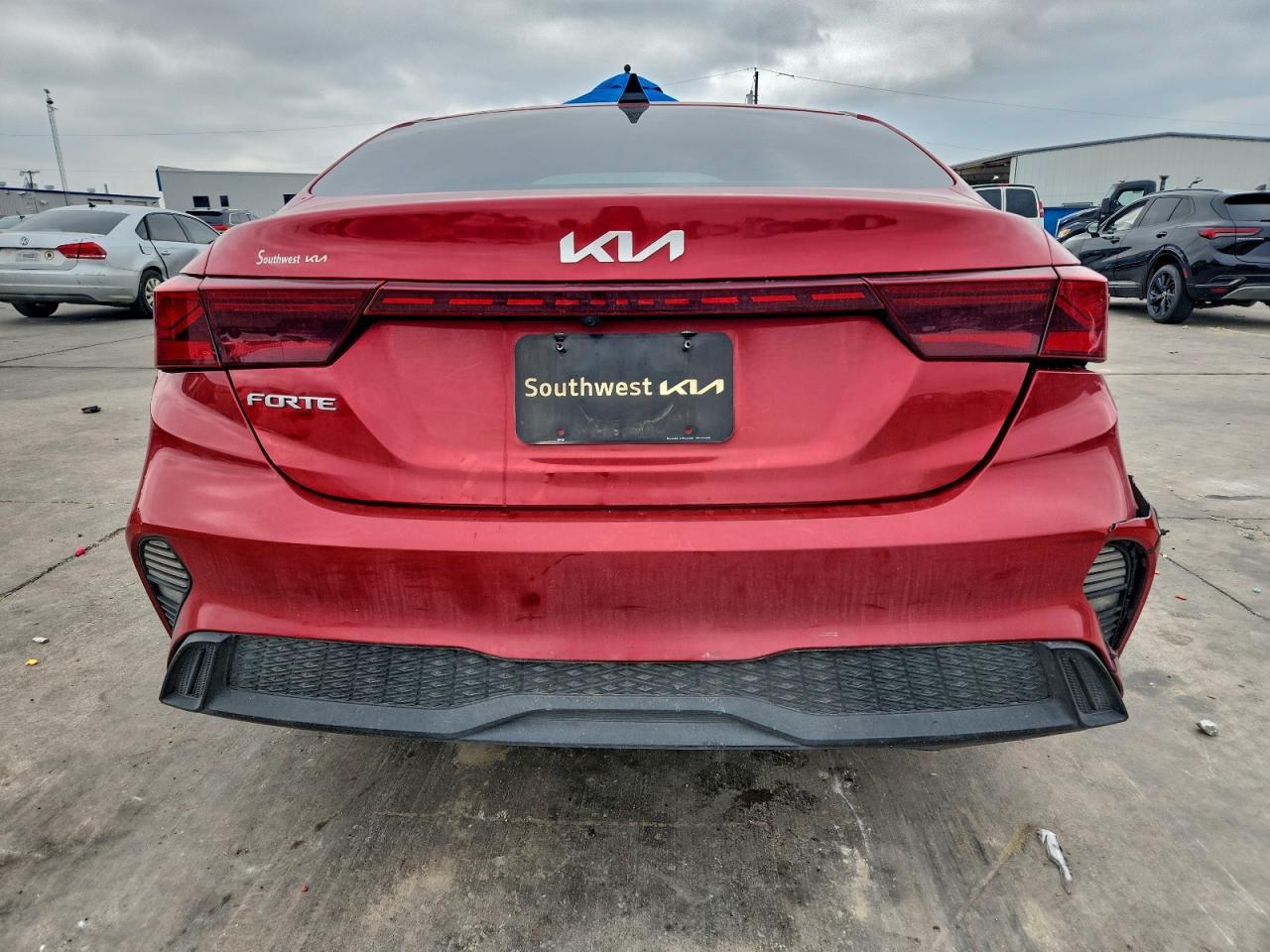 2024 KIA Forte lx