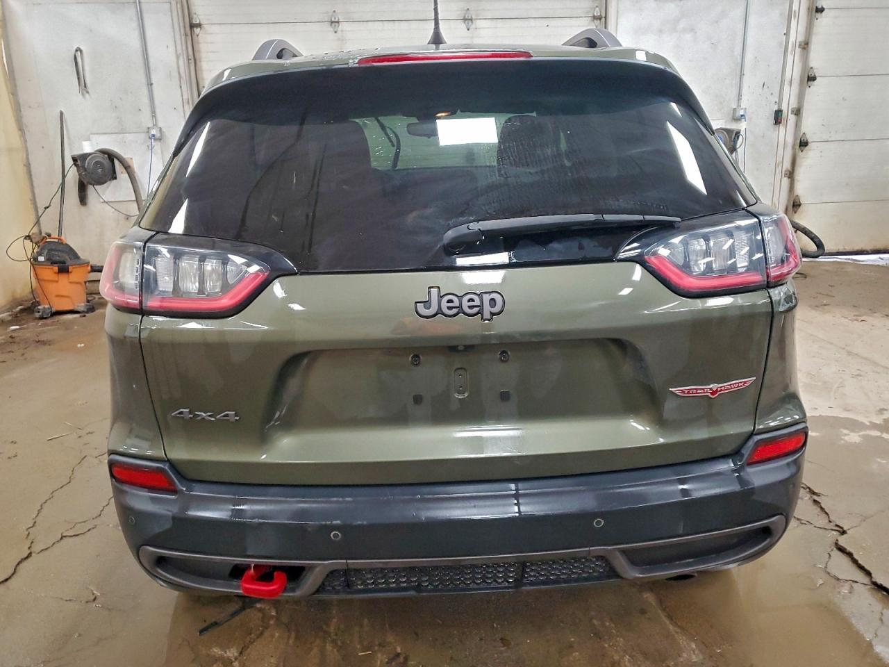2020 Jeep Cherokee Trailhawk