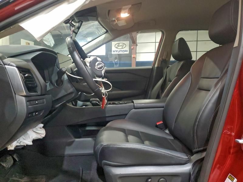 2024 Nissan Rogue sl