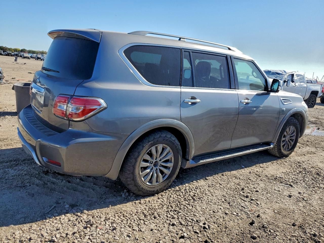 2018 Nissan Armada sv