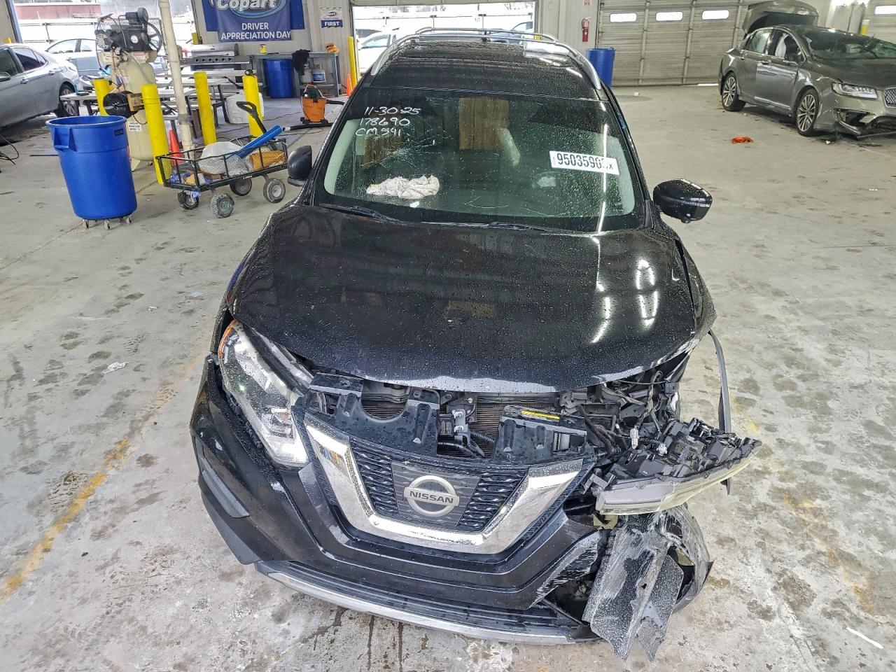 2017 Nissan Rogue s
