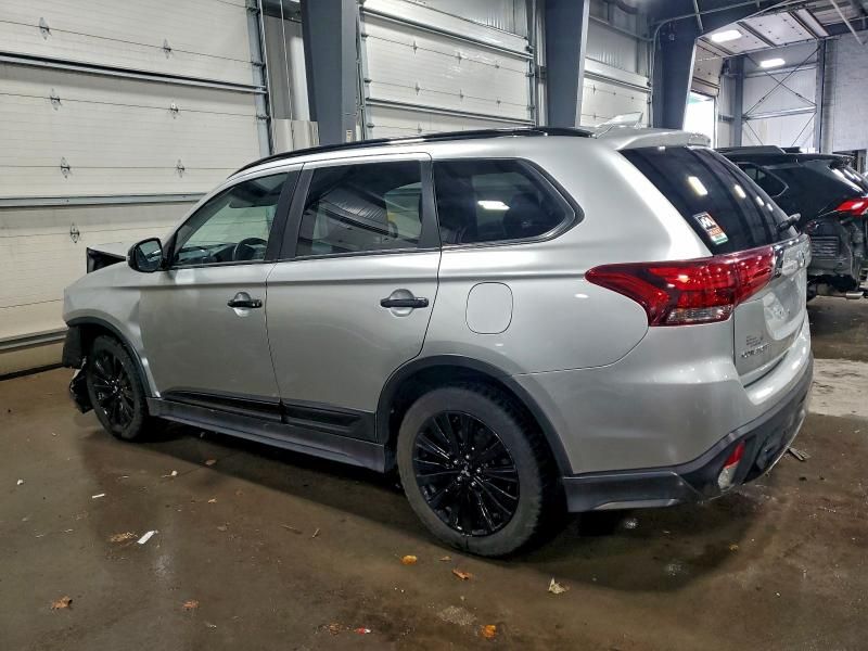 2020 Mitsubishi Outlander se