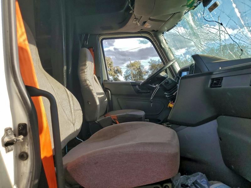 2020 International LT625 Semi Truck
