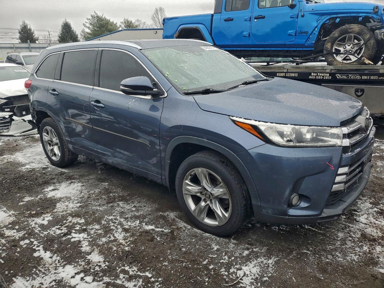 2017 Toyota Highlander Limited