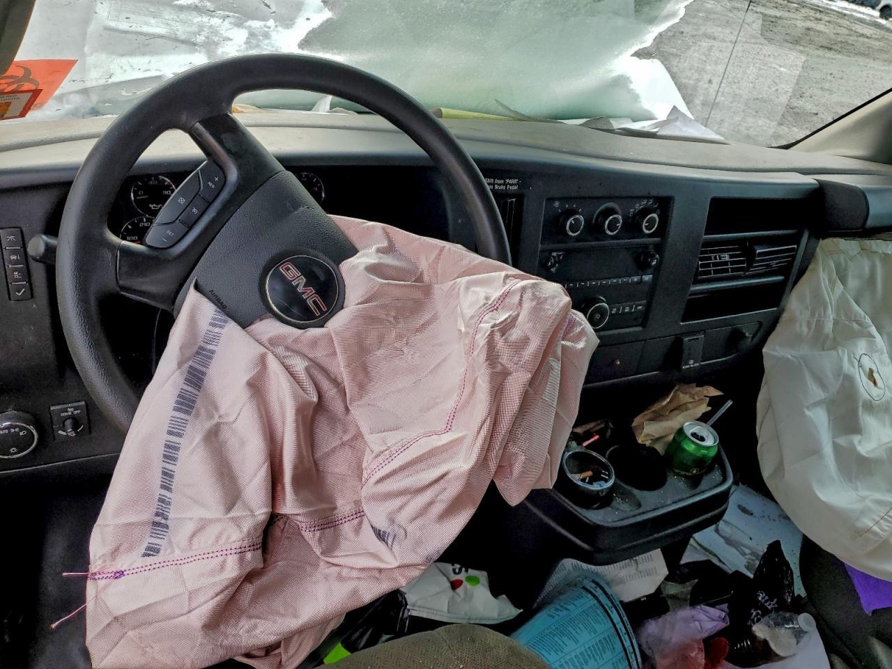 2016 GMC Savana G2500