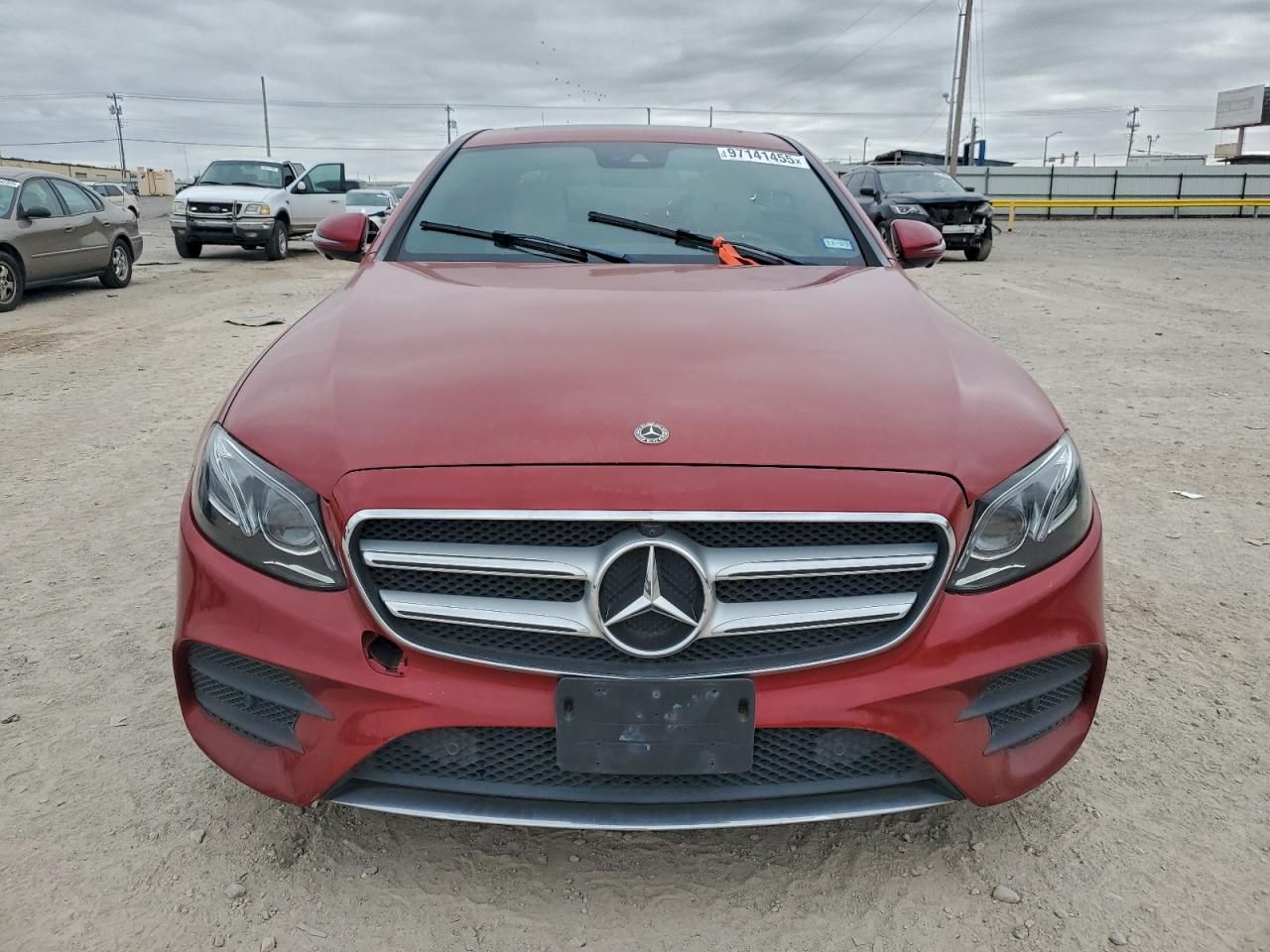 2019 Mercedes-Benz E 300