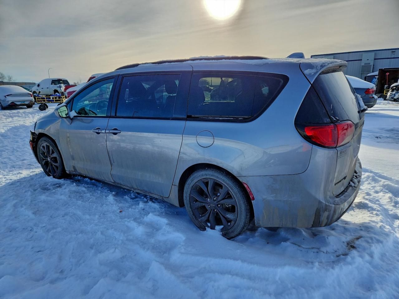 2020 Chrysler Pacifica Touring l