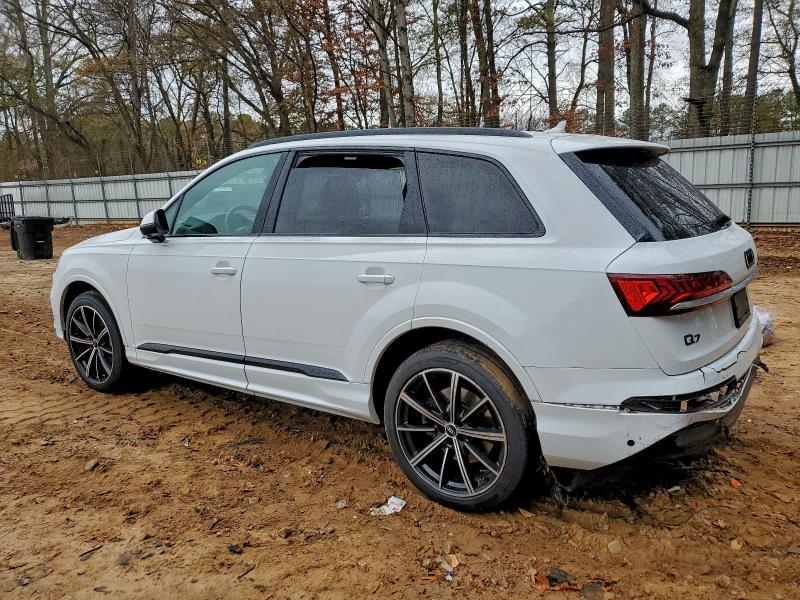 2021 Audi Q7
