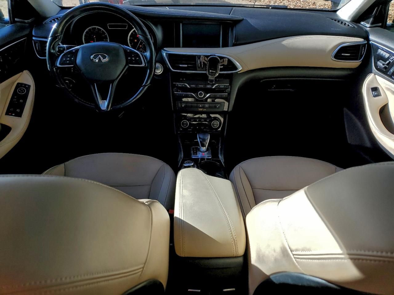 2018 Infiniti Qx30 Base