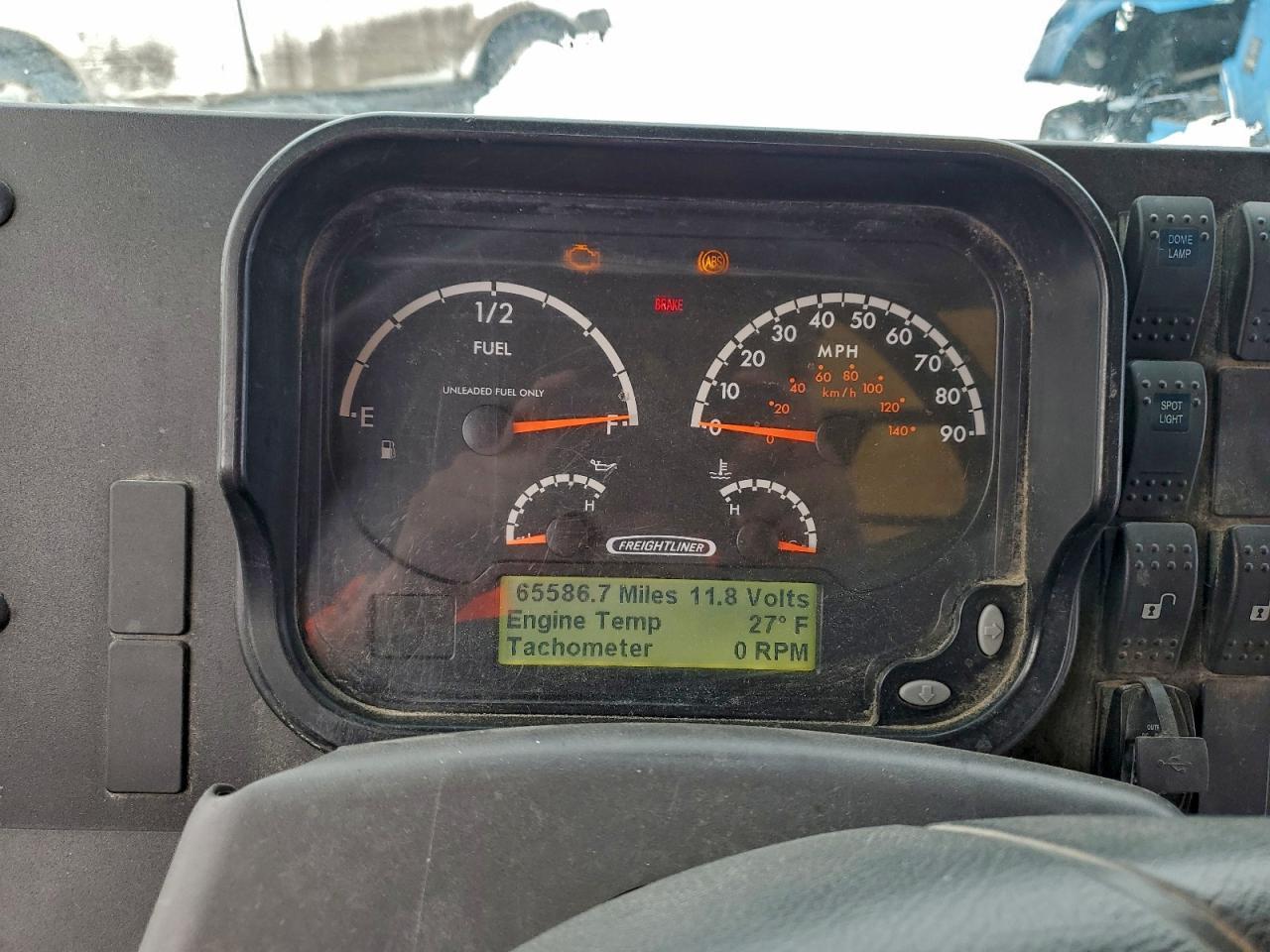 2020 Freightliner MT 45G Delivery Truck