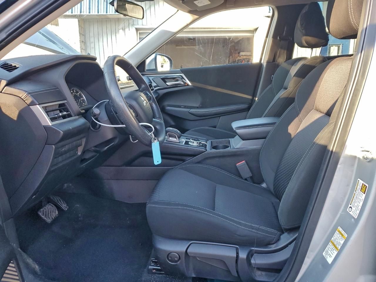 2022 Mitsubishi Outlander es