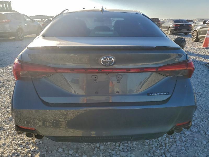 2019 Toyota Avalon tou