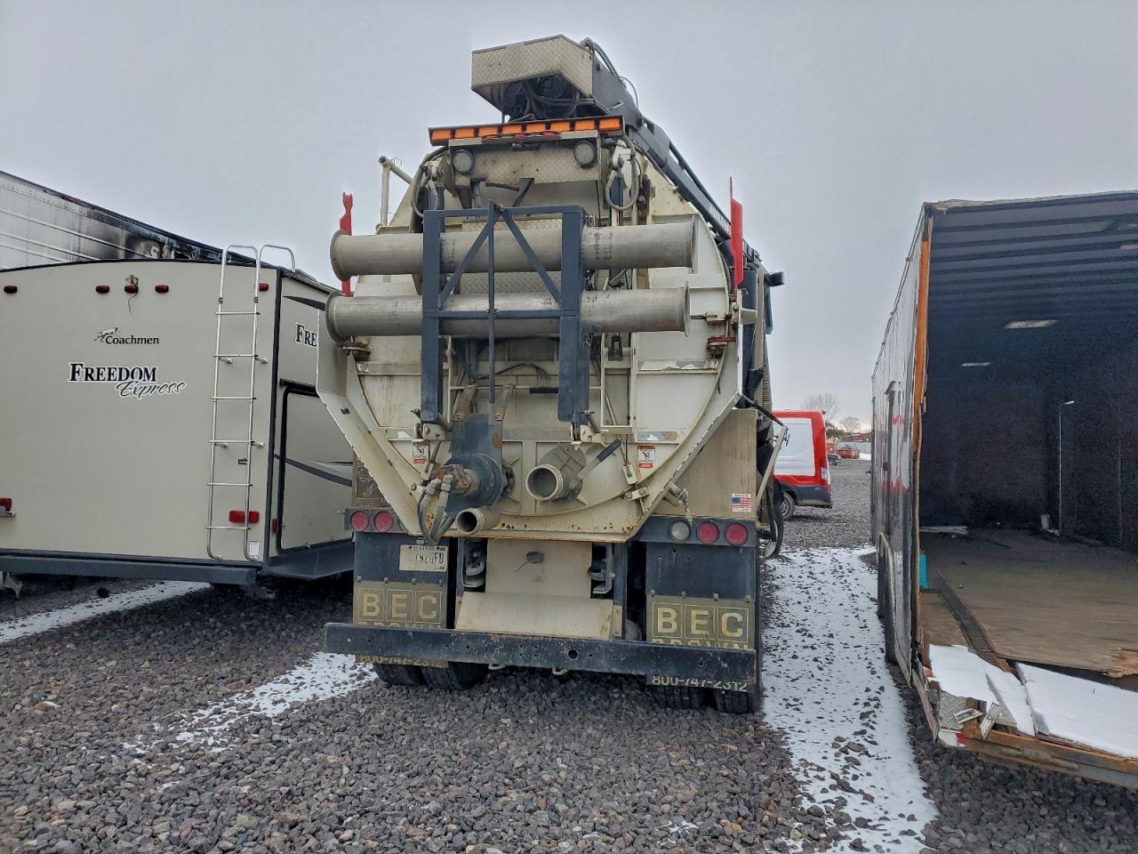 2025 Kenworth T880 Hydrovac Truck