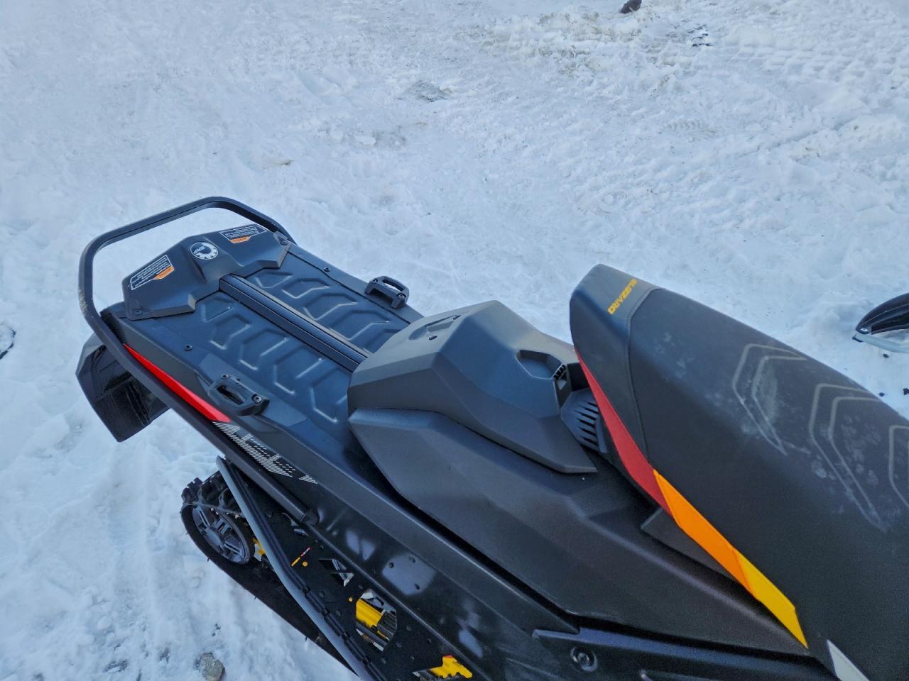 2024 Skidoo 2024 SKI-DOO MXZ 850 Snowmobile
