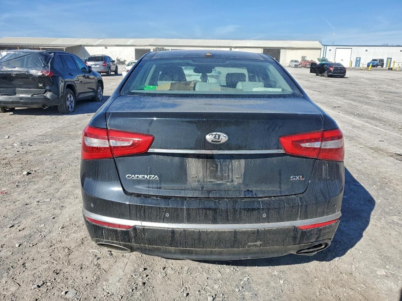 2014 KIA Cadenza Premium