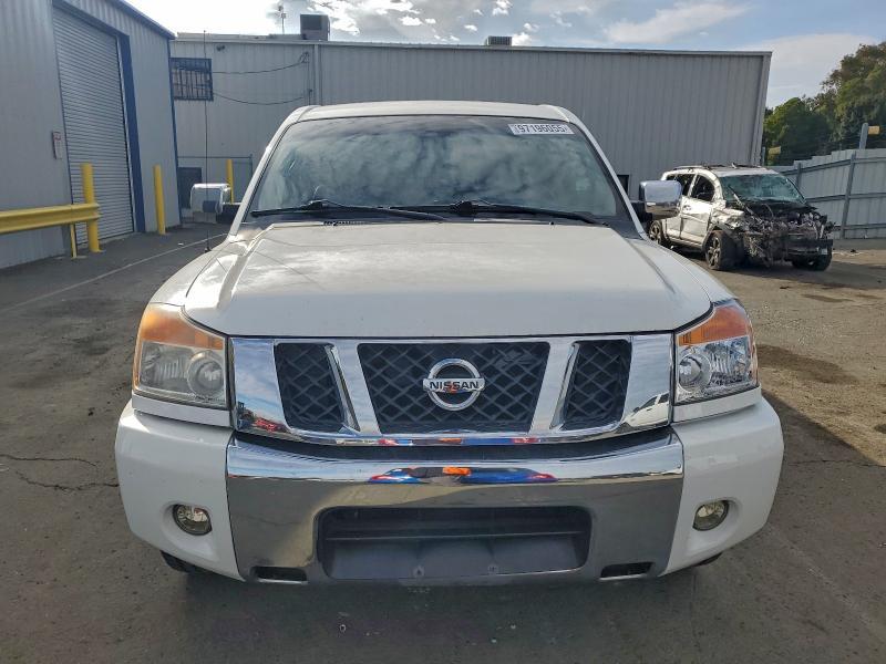 2010 Nissan Titan xe