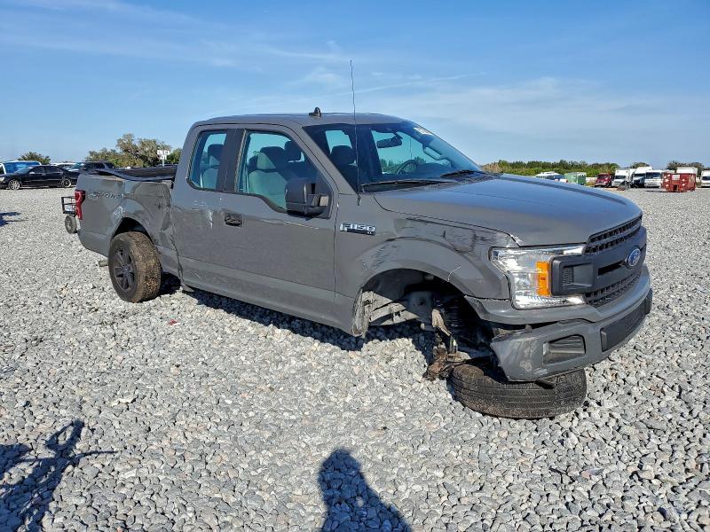 2020 Ford F150 Super cab