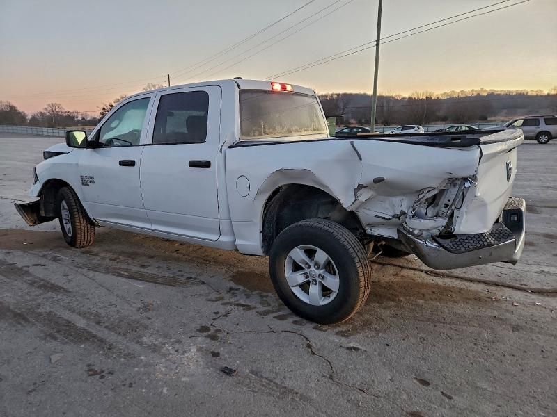 2022 Dodge Ram 1500 Classic slt