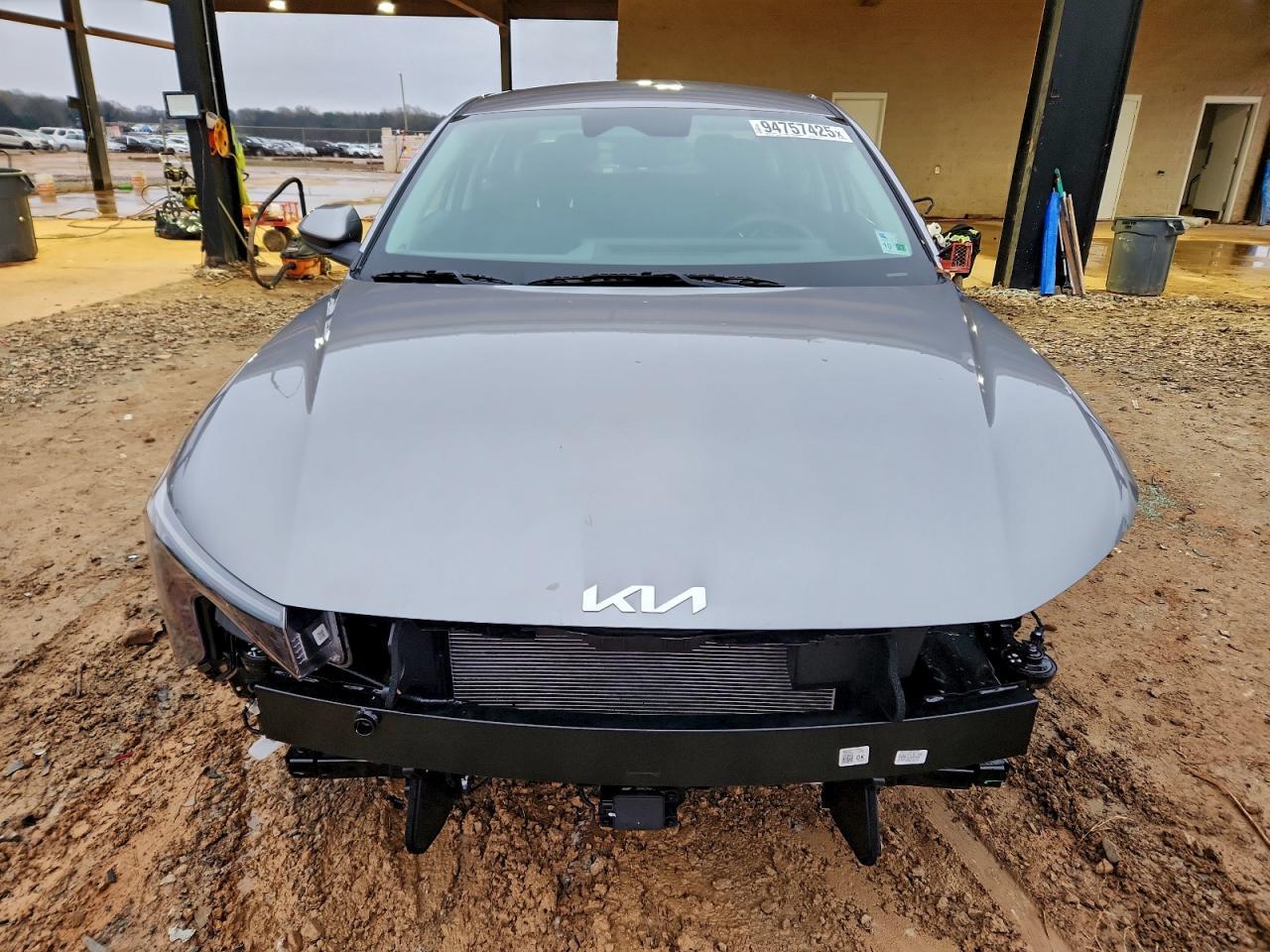 2025 KIA K4 lx